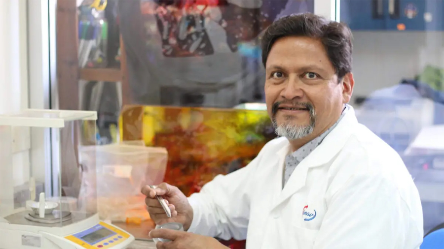 Destaca investigador del CIMAV importancia de colaboración para fortalecer la ciencia en México