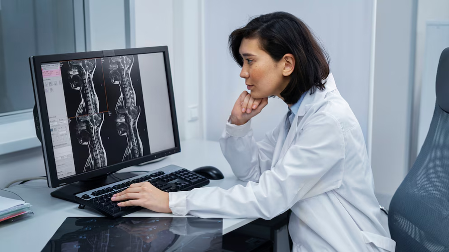 Descubren una molécula que podría revertir la osteoporosis y fortalecer los huesos