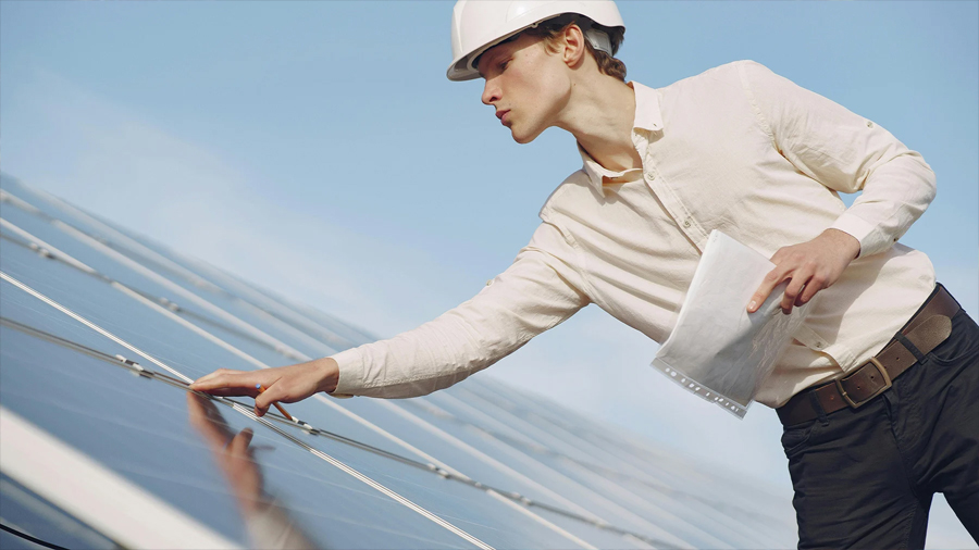 Enésimo récord mundial de China: investigadores logran un 27,17% de eficiencia en una célula solar con perovskita invertida