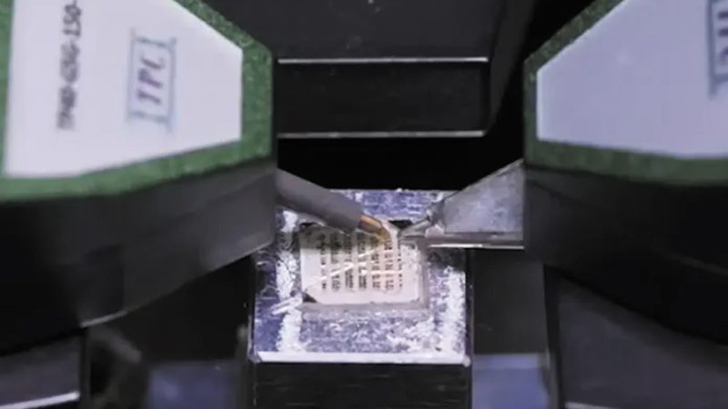 Chip cuántico revoluciona la tecnología y supera a los semiconductores