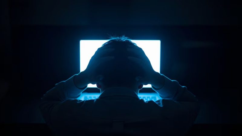 ¿Problemas para adaptarte a la tecnología? UNAM explica lo que es el ‘tecnoestrés’