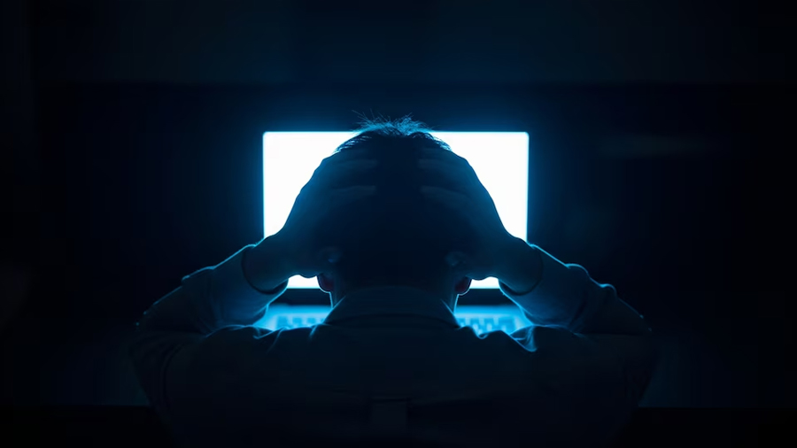 ¿Problemas para adaptarte a la tecnología? UNAM explica lo que es el ‘tecnoestrés’