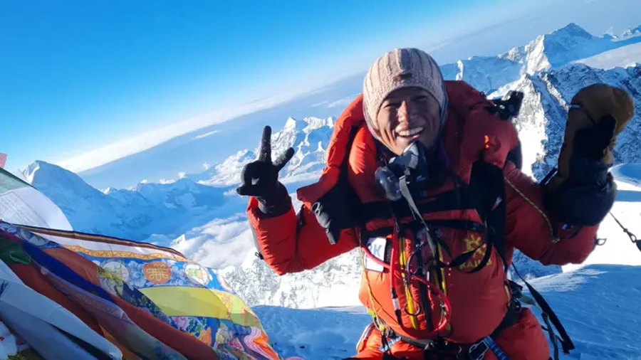 Alucinaciones y mucosidad rosada: lo que le pasa al cuerpo cuando llega a la ‘zona de la muerte’ del Everest a 8.000 metros