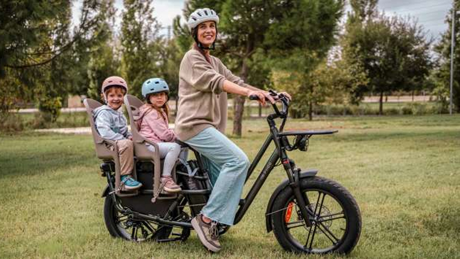 Bicicleta eléctrica para dos personas: cómo está cambiando la movilidad compartida en las ciudades modernas