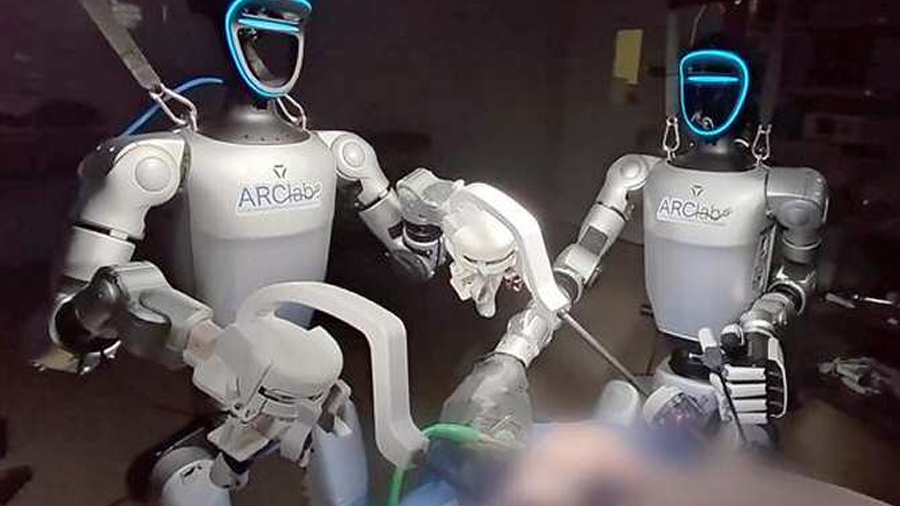 Cirugía a distancia usando androides como avatares