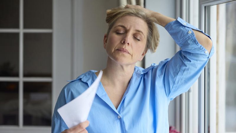 Los investigadores descubren por qué muchas mujeres sufren un deterioro en su memoria tras la menopausia: ‘Ayudará a prevenir el Alzheimer’