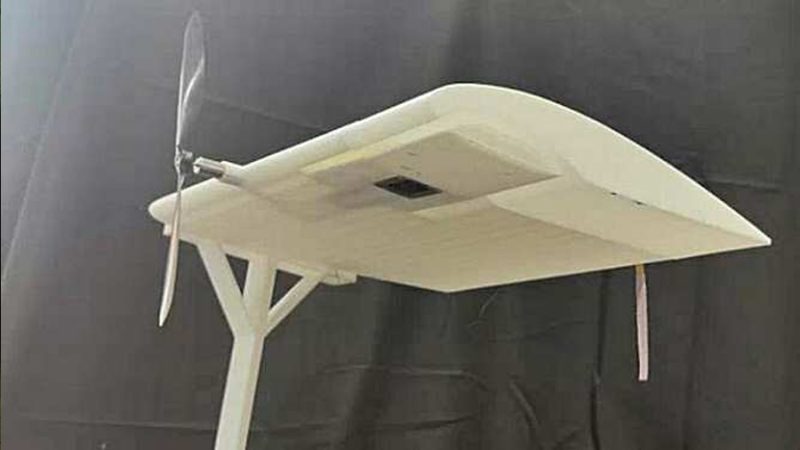 Drones recargables mediante láser en pleno vuelo