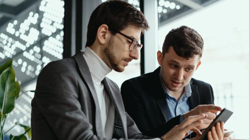 Qué hace un representante o distribuidor de una fintech