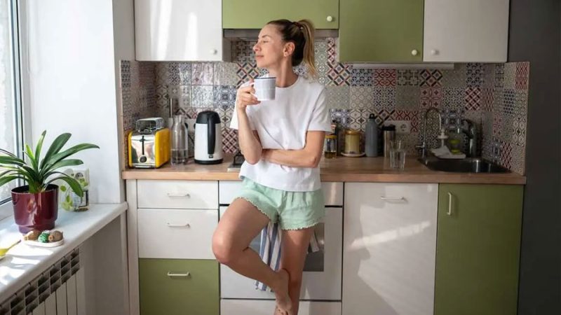 Descubre cómo la soltería impulsa el crecimiento personal según nuevo estudio