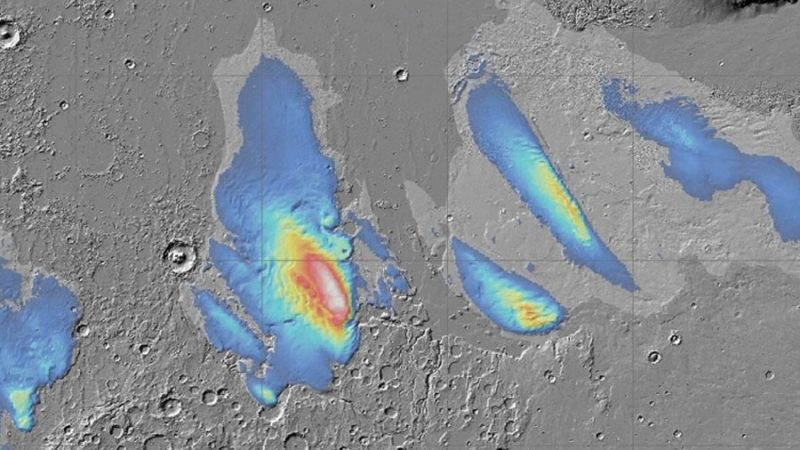 Descubren una enorme reserva de hielo bajo Marte: podría cubrir todo el planeta con hasta 2,7 metros de agua