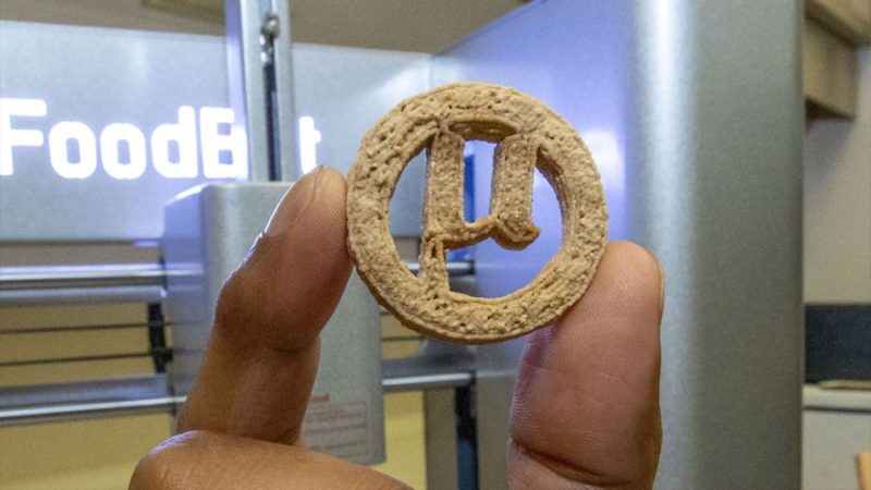 Científicos crean una galleta comestible a partir de una mezcla de plástico reciclado