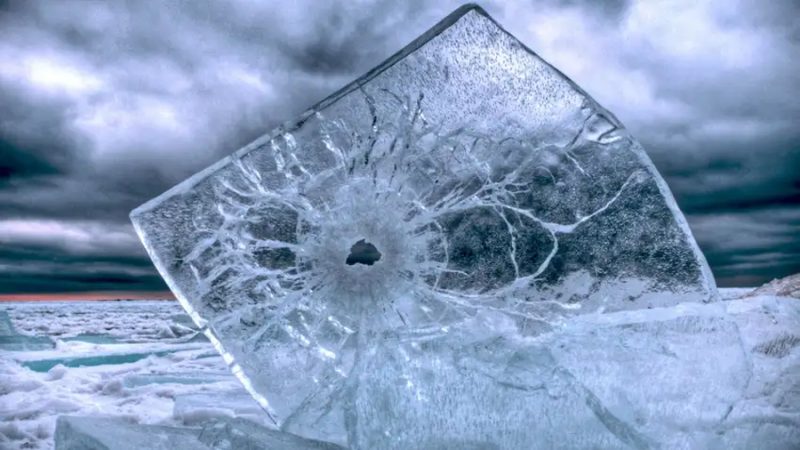 Científicos crean nuevo tipo de ‘superhielo’: 10 veces más resistente que el hielo común y casi tan fuerte como el cemento