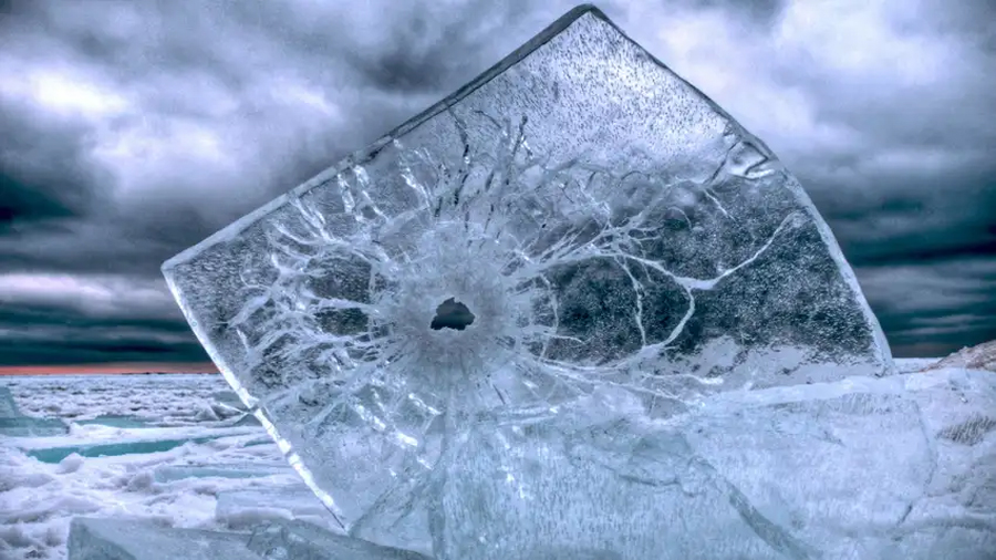 Científicos crean nuevo tipo de ‘superhielo’: 10 veces más resistente que el hielo común y casi tan fuerte como el cemento
